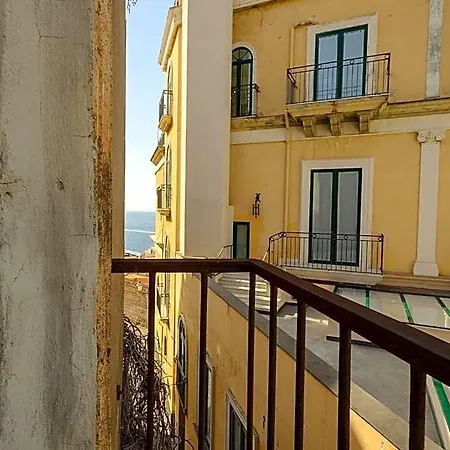Al Mare Bed & Breakfast